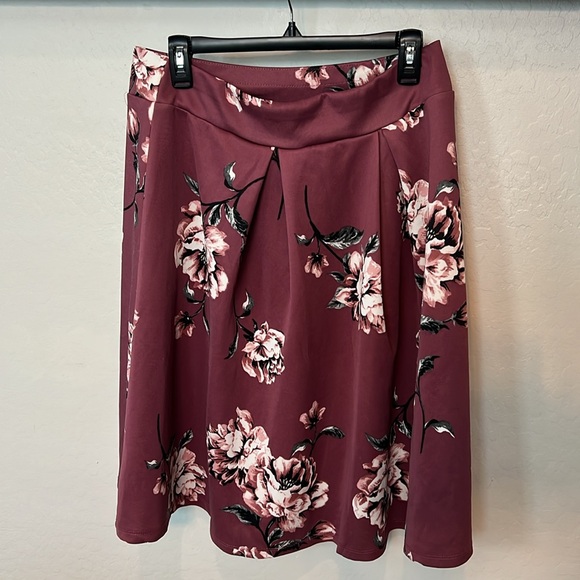 Floral Midi Skirt - Picture 1 of 5